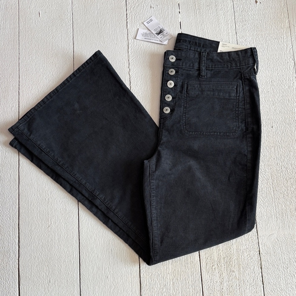 American Eagle Outfitters Women’s Gray Corduroy Button-Accent Flare Pants NWT 10